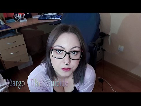 ❤️ شیشے والی سیکسی لڑکی کیمرہ پر دل کی گہرائیوں سے چوس رہی ہے۔ ❌  پر ur.3dhentaix.ru